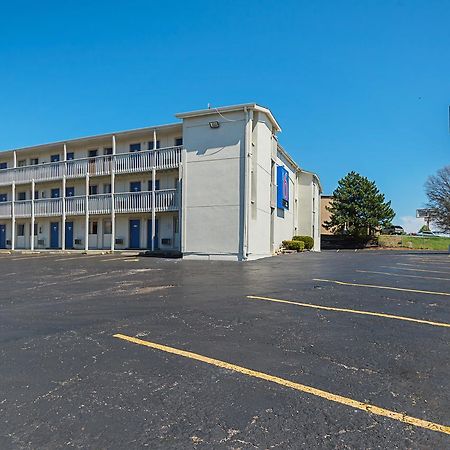 Motel 6-Blue Springs, Mo מראה חיצוני תמונה