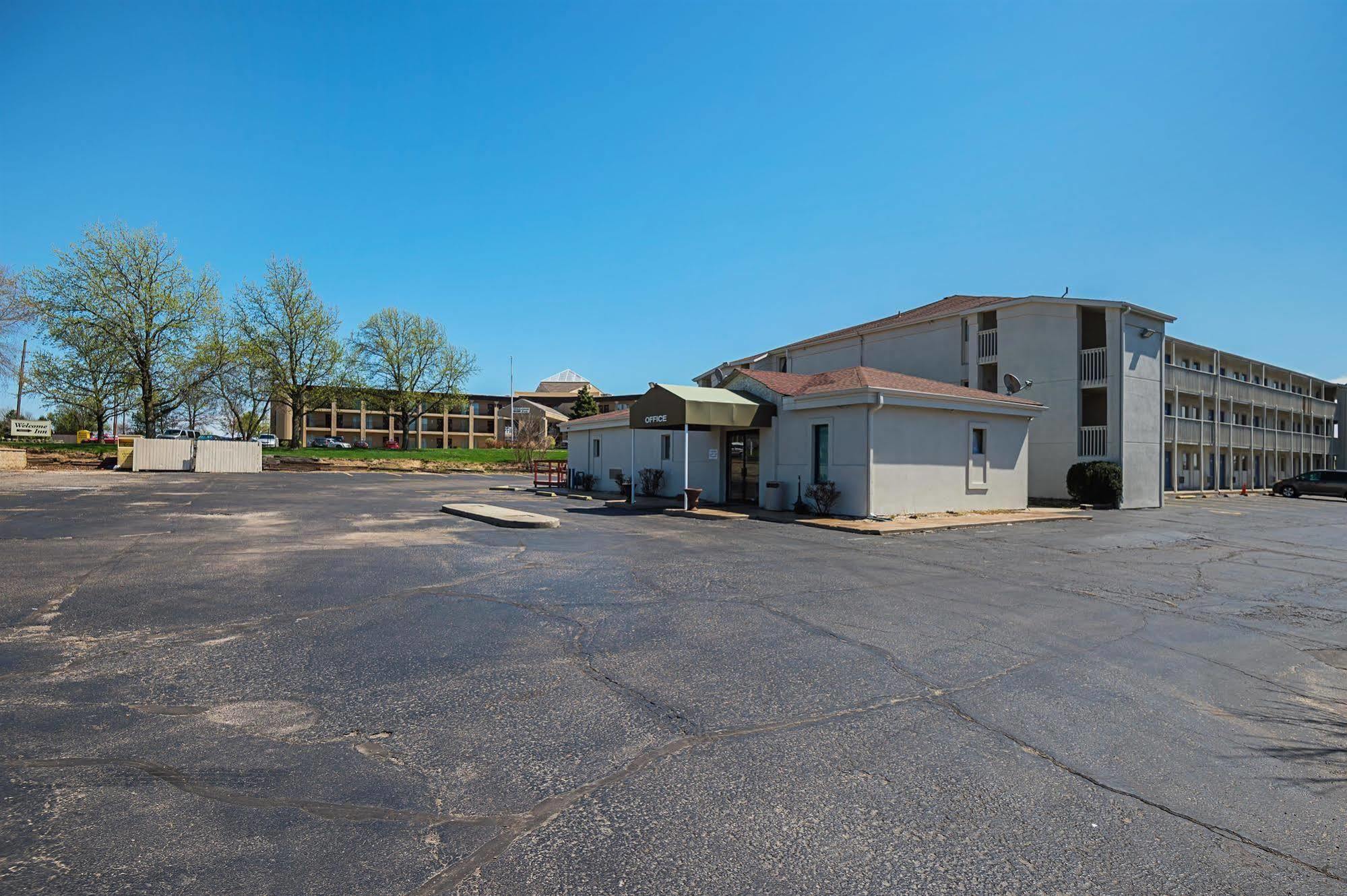 Motel 6-Blue Springs, Mo מראה חיצוני תמונה